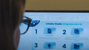 painel em tela de computador mostra area de criação em plataforma de IA